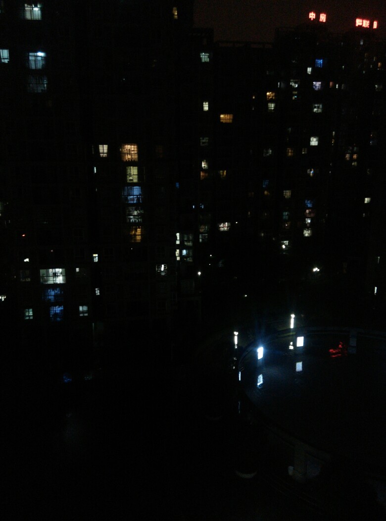 窗外夜景