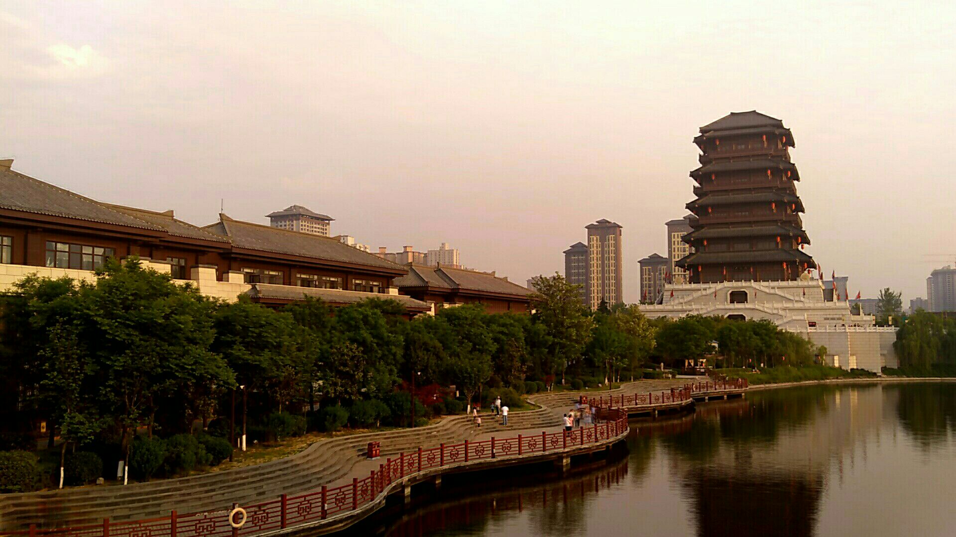 汉城湖