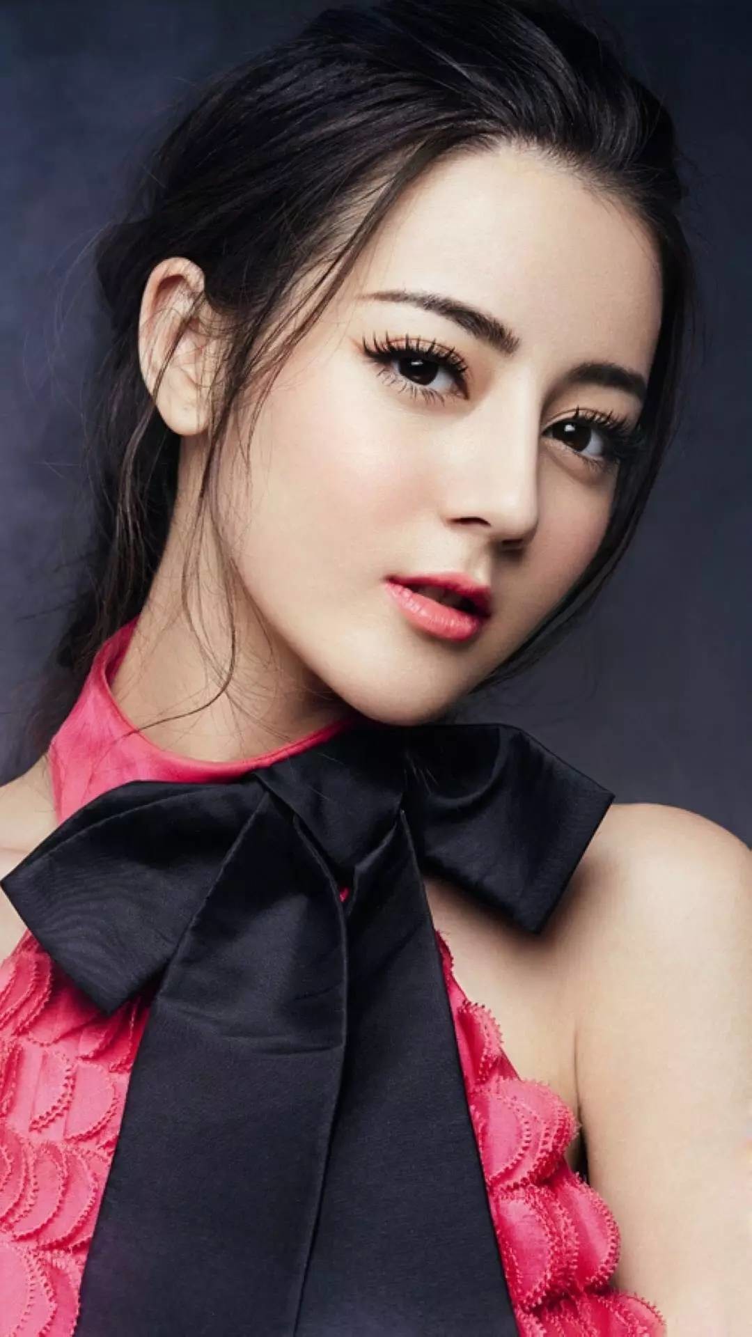 10张,迪丽热巴,很美!回复中不断加新