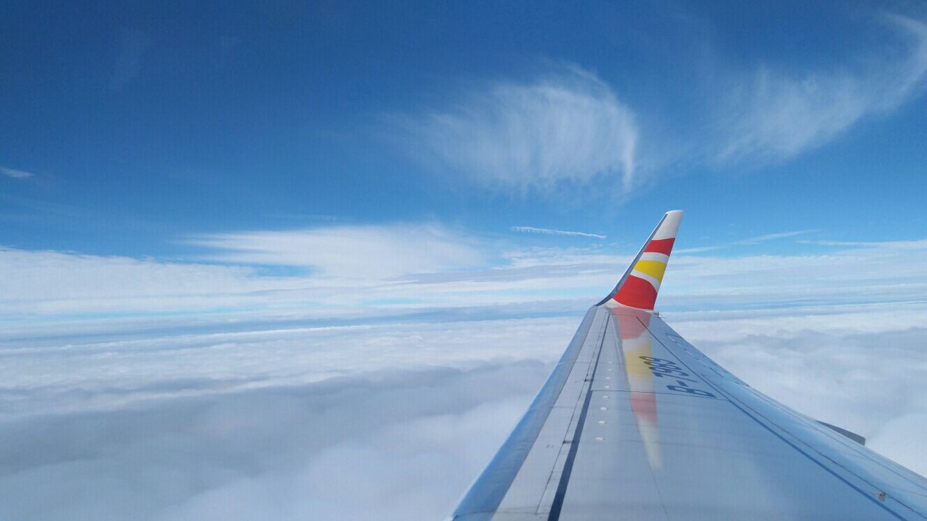 飞上天和太阳肩并肩