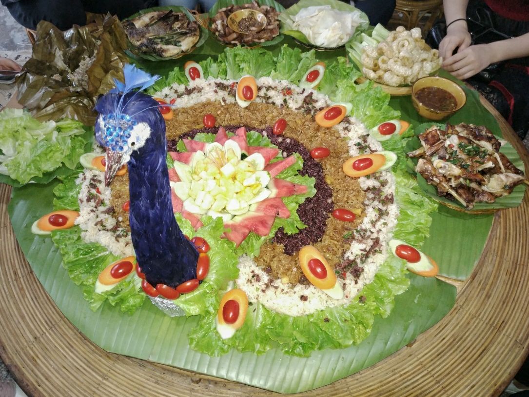 傣族手抓饭