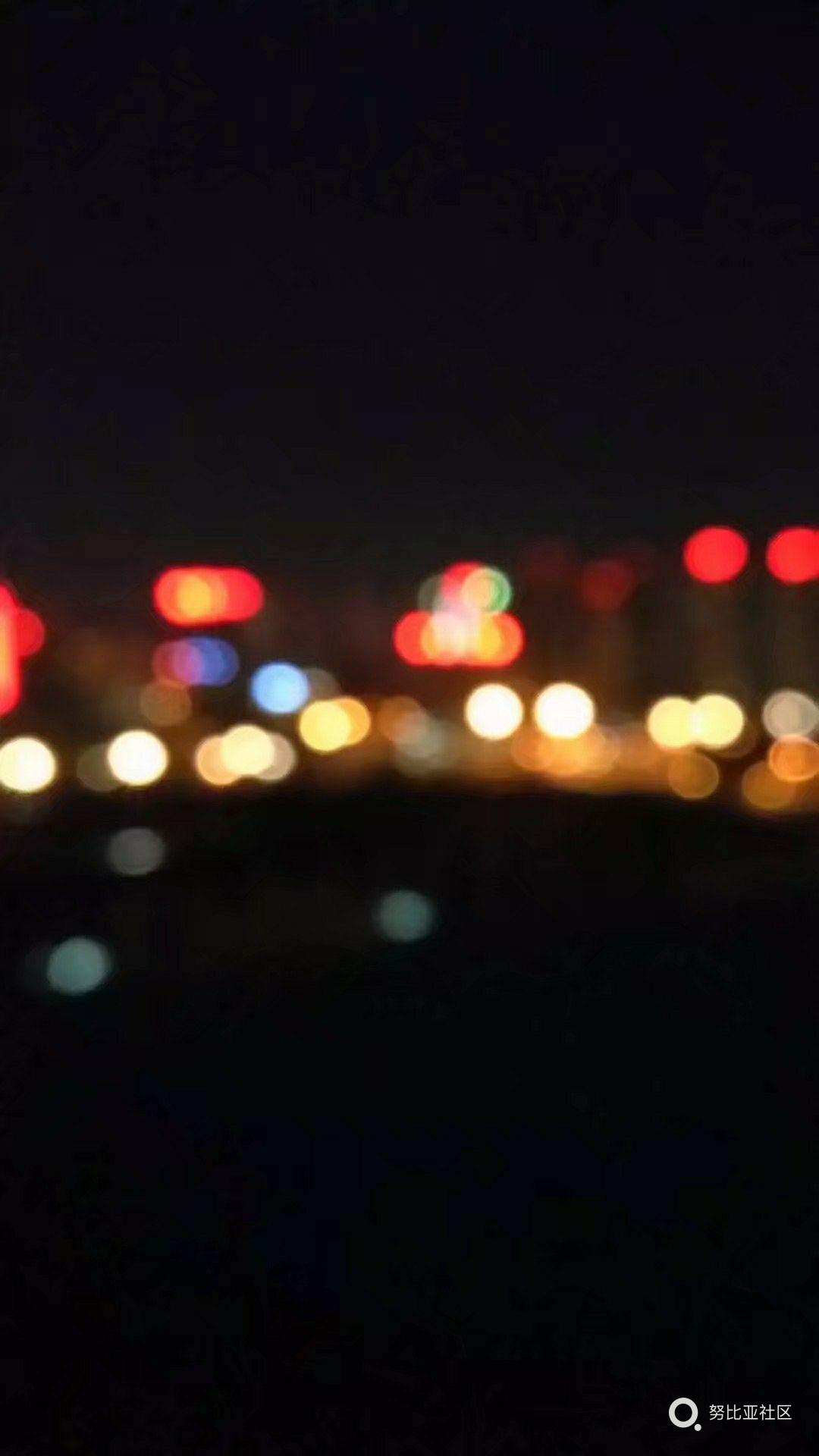 寂寞的夜,谁陪我看万家灯火